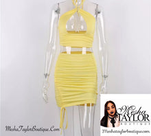 Load image into Gallery viewer, 2 Piece Halter Top Bodycon Skirt