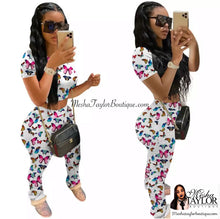 Load image into Gallery viewer, 2 Piece Butterfly Crop Top Tracksuit set.