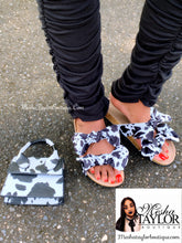 Load image into Gallery viewer, Cow Bow Sandals